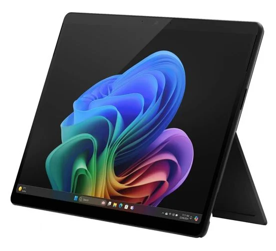 Microsoft Surface Pro 11 13″ Touch Copilot+ Intel Core Ultra 5 16GB 256GB SSD WIN11P USB-C Thunderbolt WIFI7 BT Camera Black 2YR WTY -EU required
