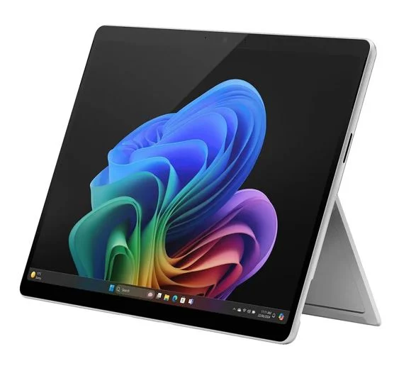 Microsoft Surface Pro 11 13″ Touchscreen Copilot+ Snapdragon 32GB 1TB SSD WIN 11P USB-C Thunderbolt WIFI7 BT Camera Platinum 2YR – EU require